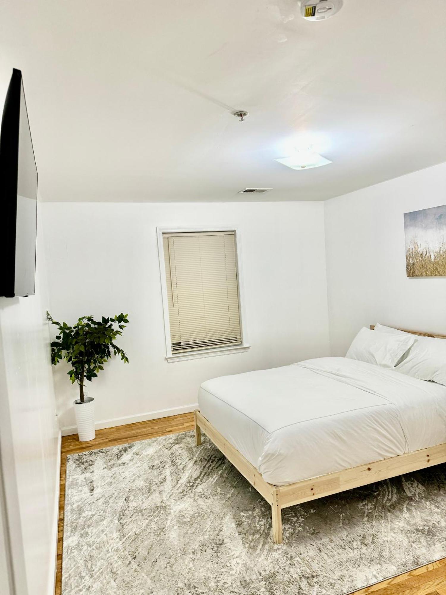 Stylish Evergreen Apartment By Newark Airport Eksteriør bilde