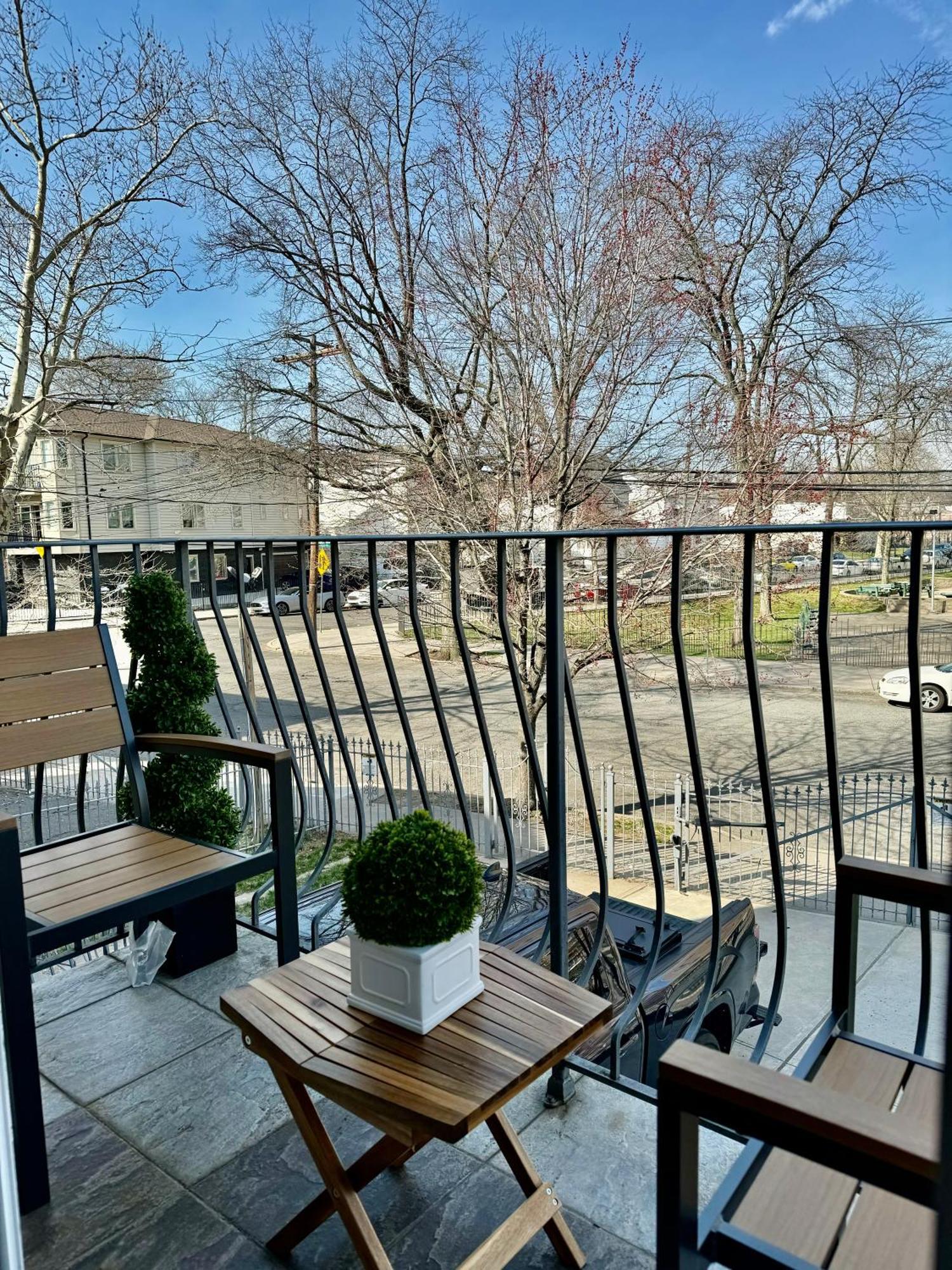 Stylish Evergreen Apartment By Newark Airport Eksteriør bilde