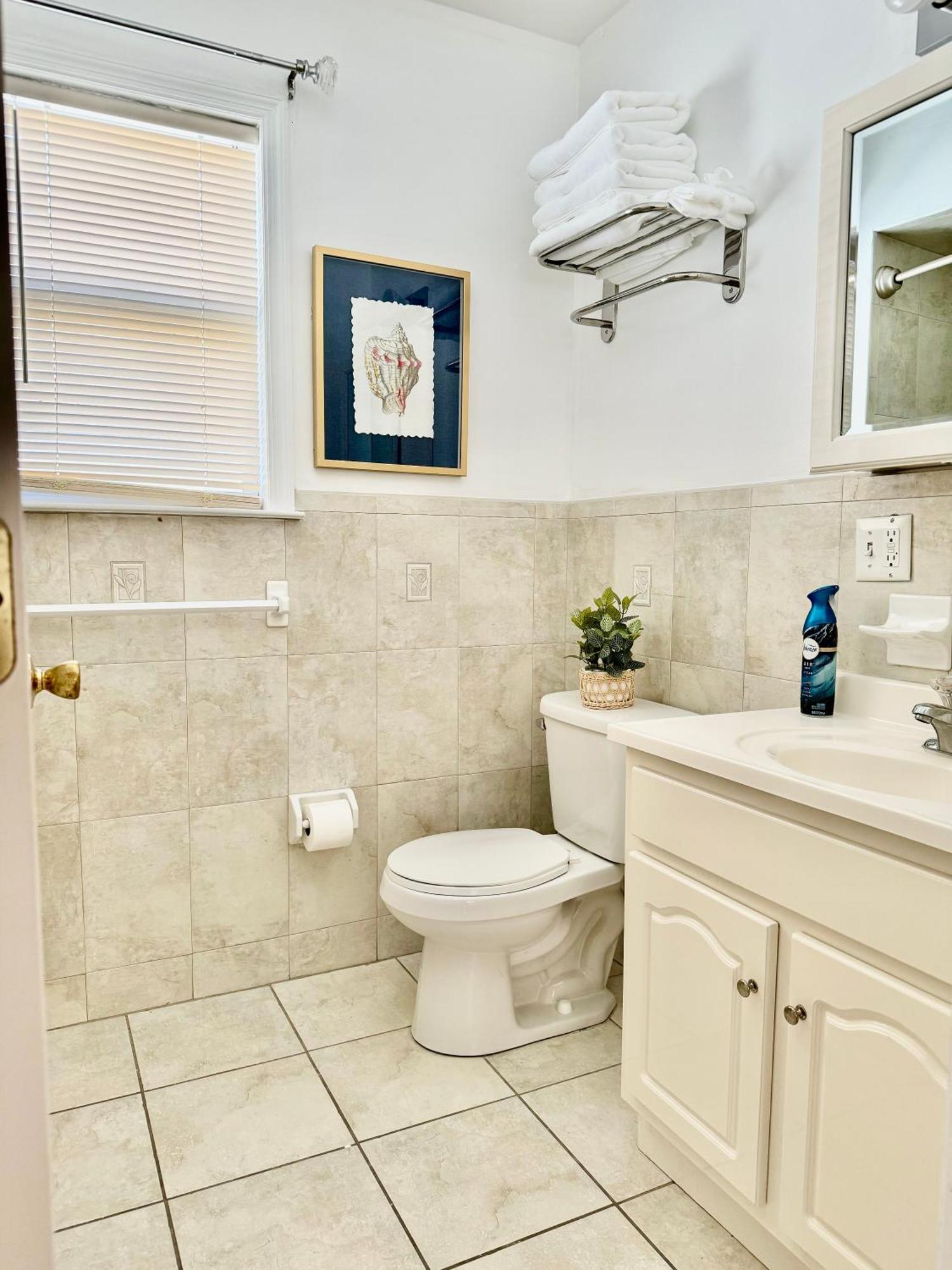 Stylish Evergreen Apartment By Newark Airport Eksteriør bilde